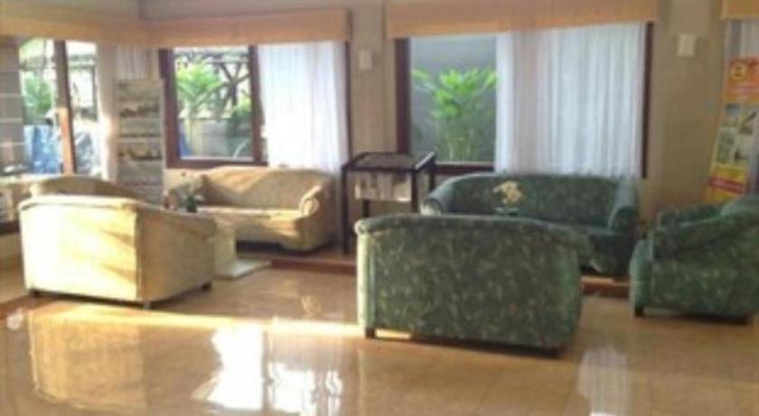 Grand Sumatera Hotel 수라바야 외부 사진