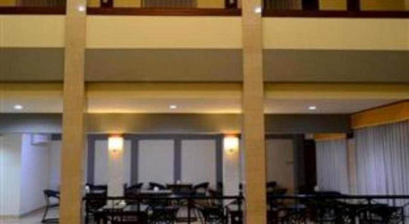 Grand Sumatera Hotel 수라바야 외부 사진