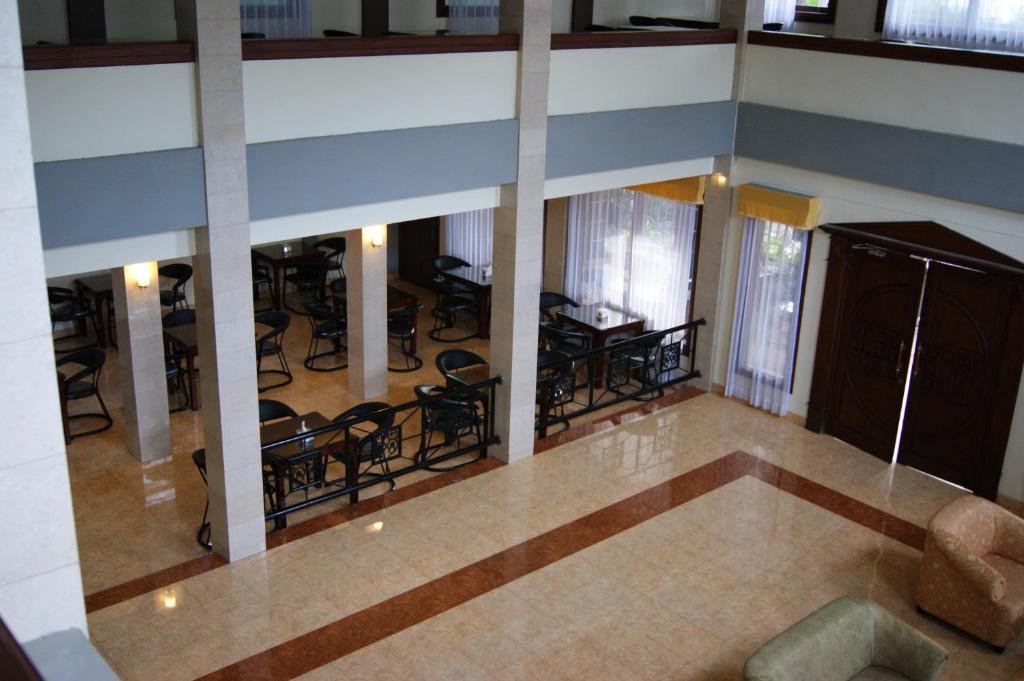 Grand Sumatera Hotel 수라바야 외부 사진